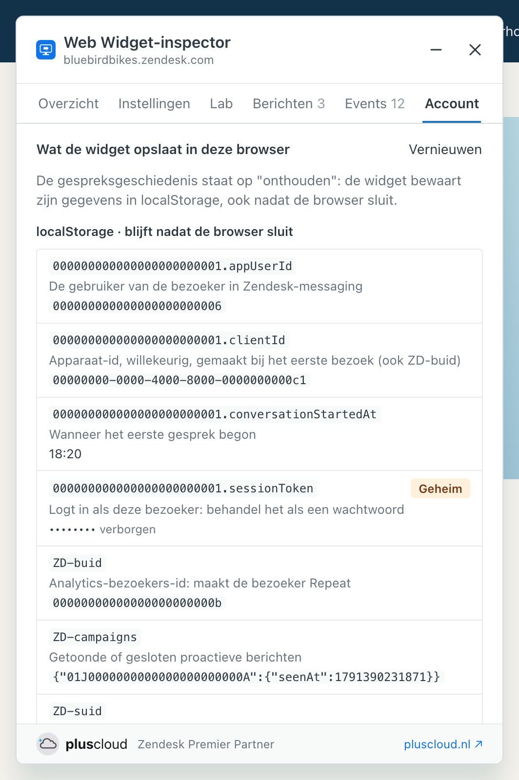Het onderdeel Wat de widget opslaat in deze browser op het tabblad Account. De gespreksgeschiedenis staat op onthouden, dus de sleutels staan in localStorage. Elke sleutel toont zijn betekenis en waarde, met ID's van nullen; de sleutel van het sessietoken is gemarkeerd als Geheim en de waarde is verborgen.