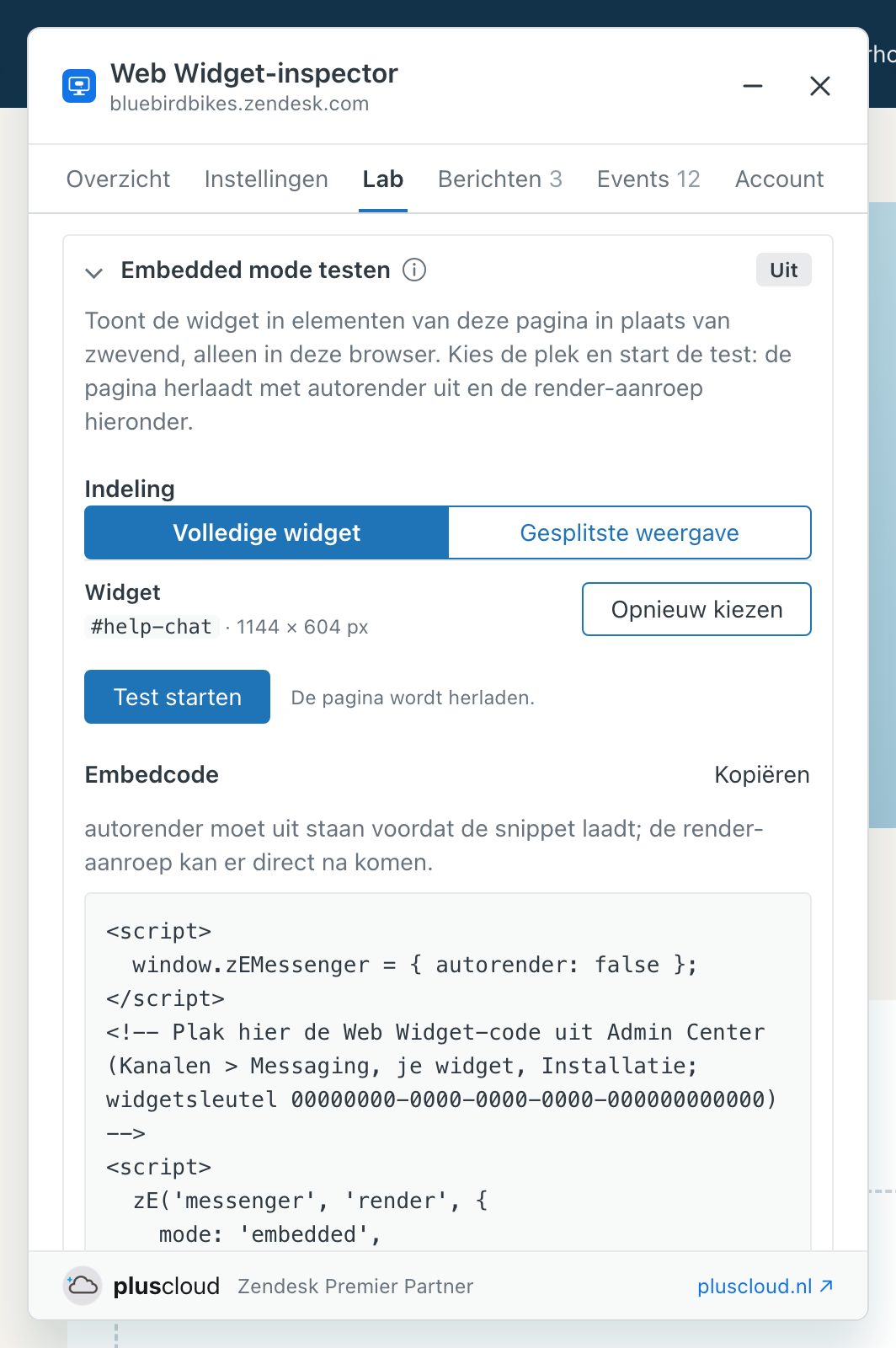 Het onderdeel Embedded mode testen met Volledige widget gekozen, de gekozen plek #help-chat van 1144 bij 604 pixels, de knop Test starten en de embedcode met window.zEMessenger autorender false, een commentaarregel die zegt dat je hier de Web Widget-code uit Admin Center plakt, en de render-aanroep in embedded mode.